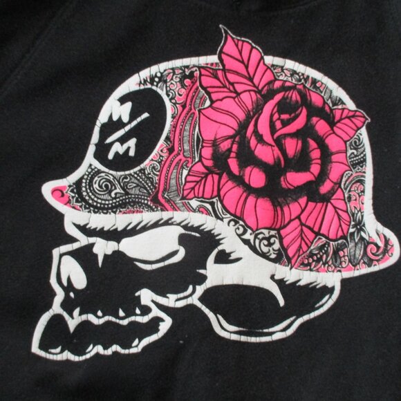 🖤 Skull & Rose Hoodie + Sheer Pink Wrap🧣 – Edgy Streetwear Vibes 🌹✨ - Picture 2 of 6